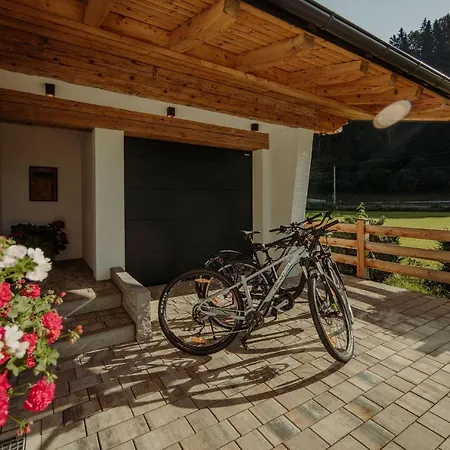 Апартаменти Alpin G'ret Флахау